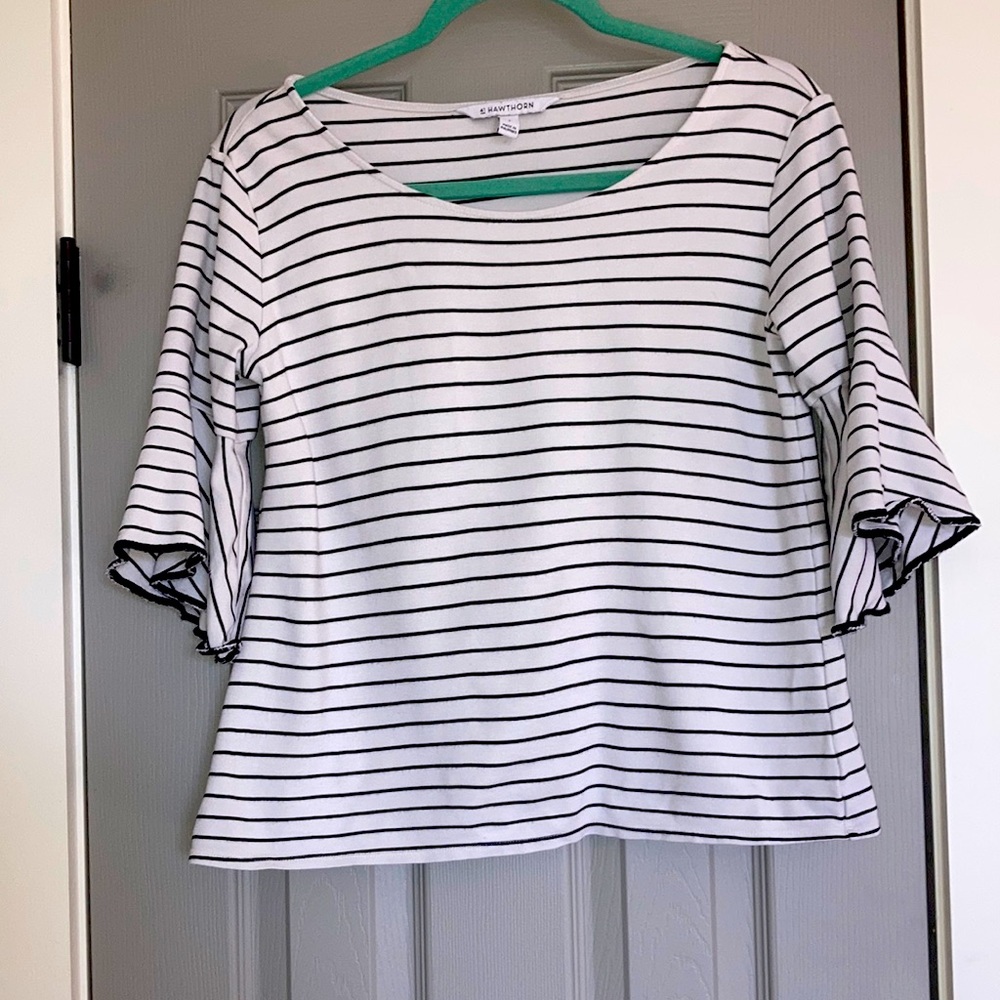 41 Hawthorne 3/4 Bell Sleeve Tee - SM